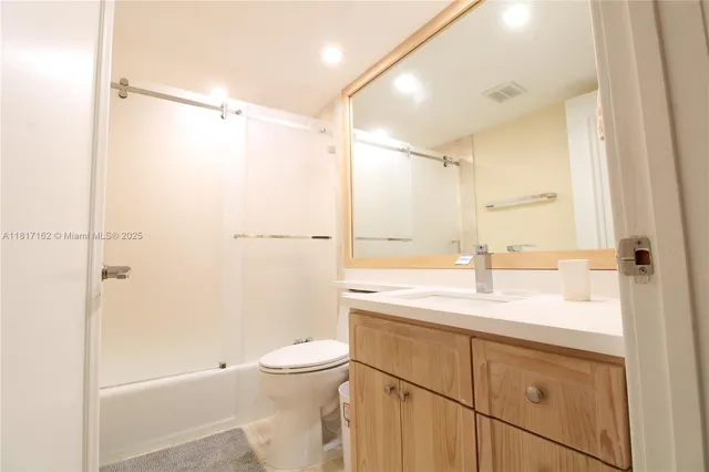 $1,399,000 | 151 Crandon Boulevard, Unit 702, Key Biscayne, FL 33149