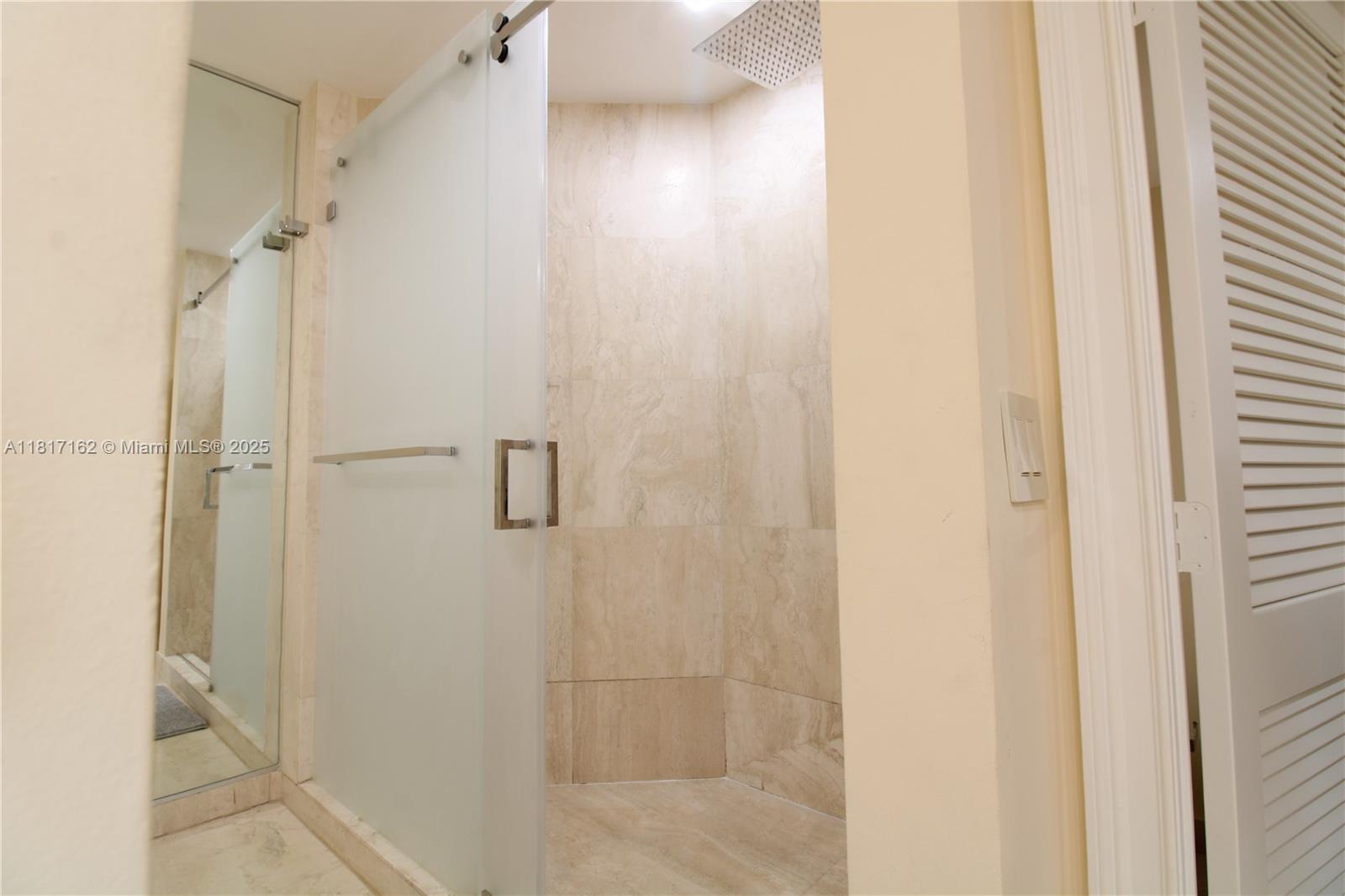 151 Crandon Boulevard, Unit 702 Key Biscayne, FL 33149 - Photo 23 of 26