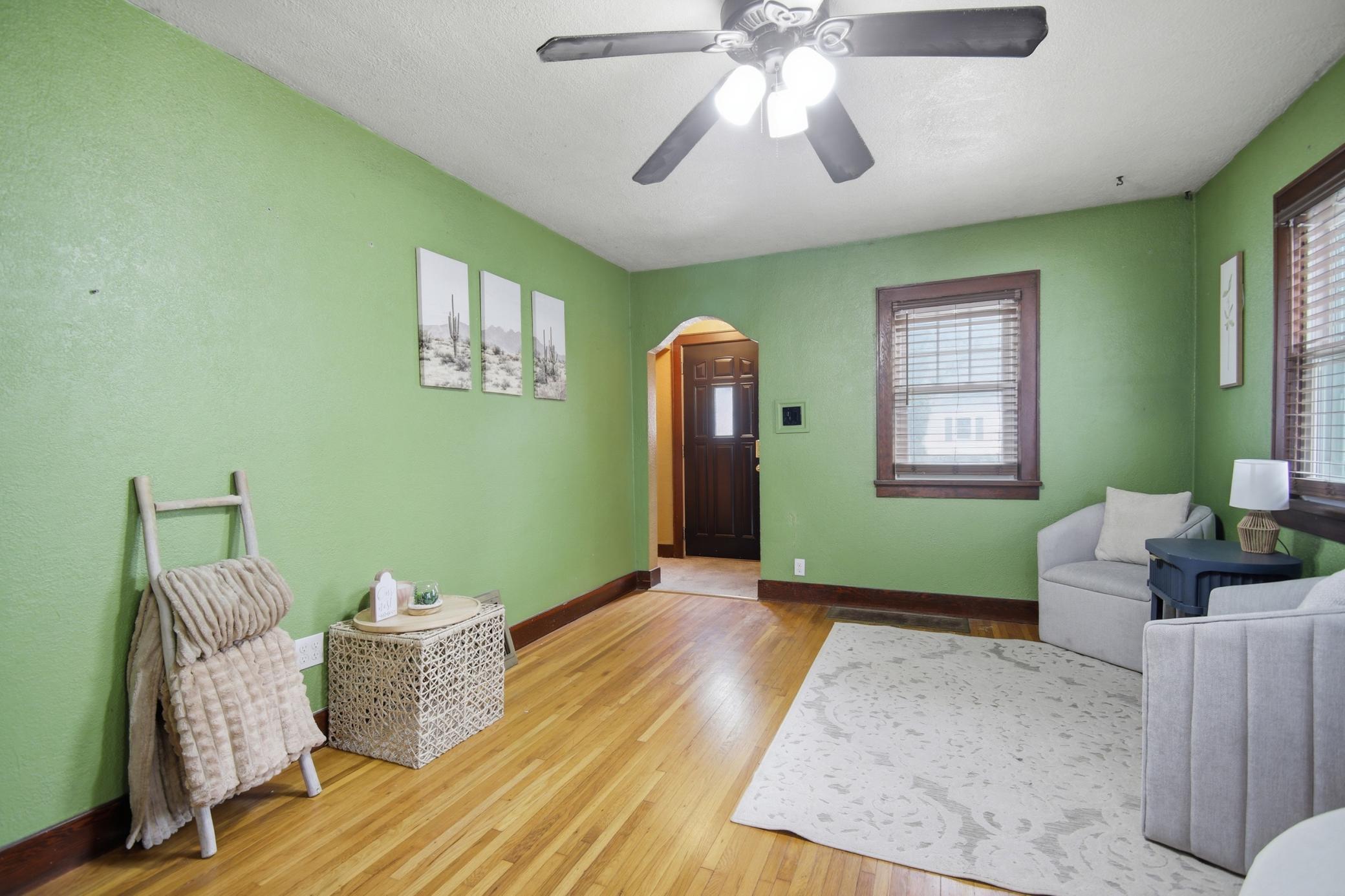 903 11th Avenue Southwest Austin, MN 55912 - Photo 5 of 17