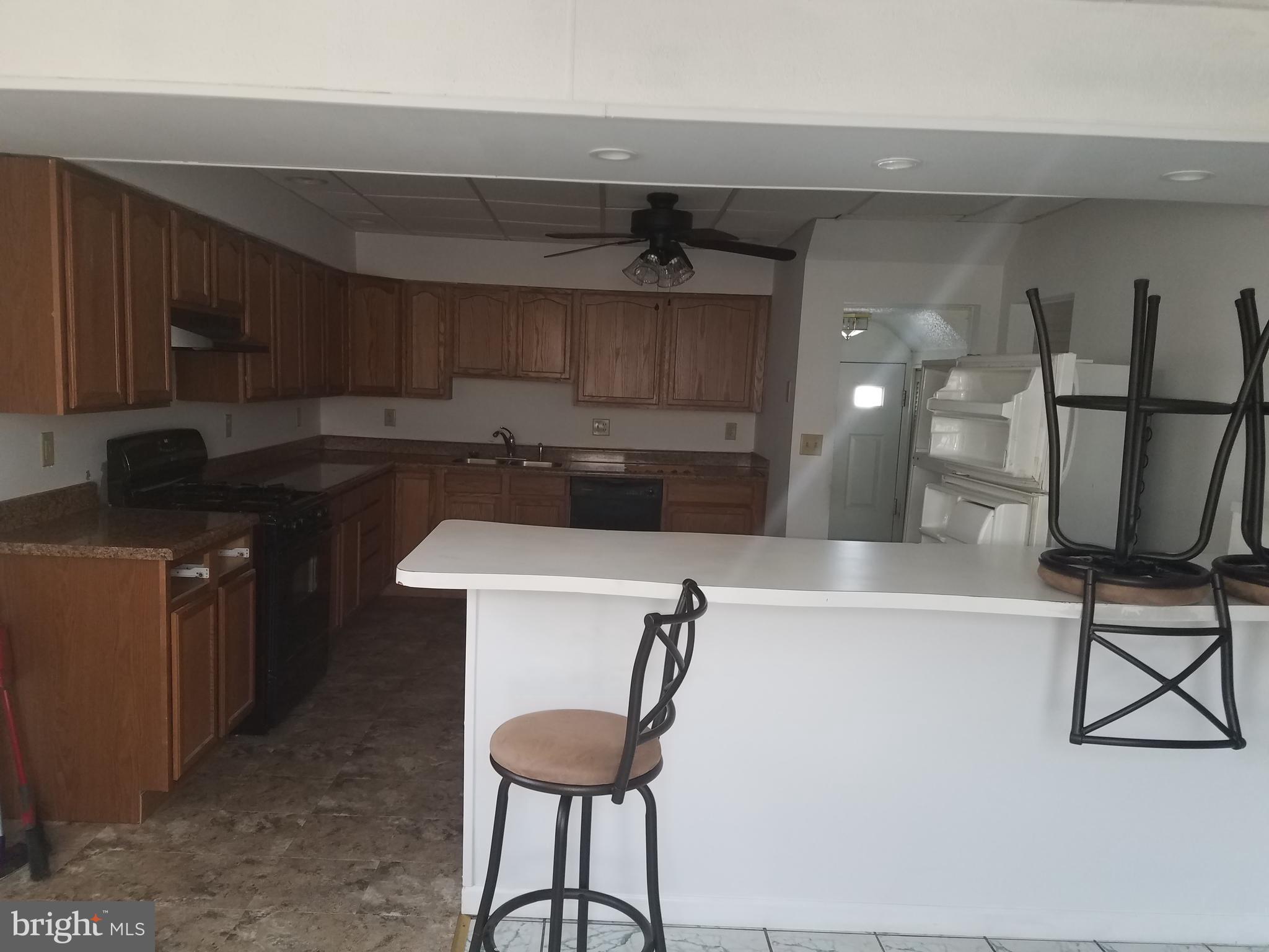 3 Pinewood Road Baltimore, MD 21222 - Photo 3 of 10