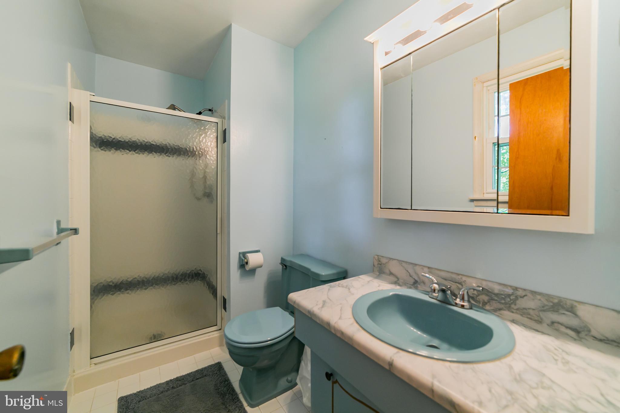 969 Crest Road Lansdale, PA 19446 - Photo 9 of 16 Gallery Image 9