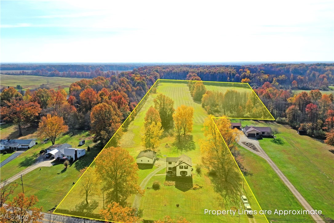 1509 State Road Northwest Warren, OH 44481 - Photo 10 of 49 Birds eye view of property with a rural view