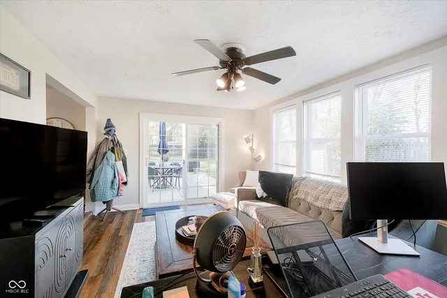 $385,000 | 62 Bennett Road, Carmel, IN 46032