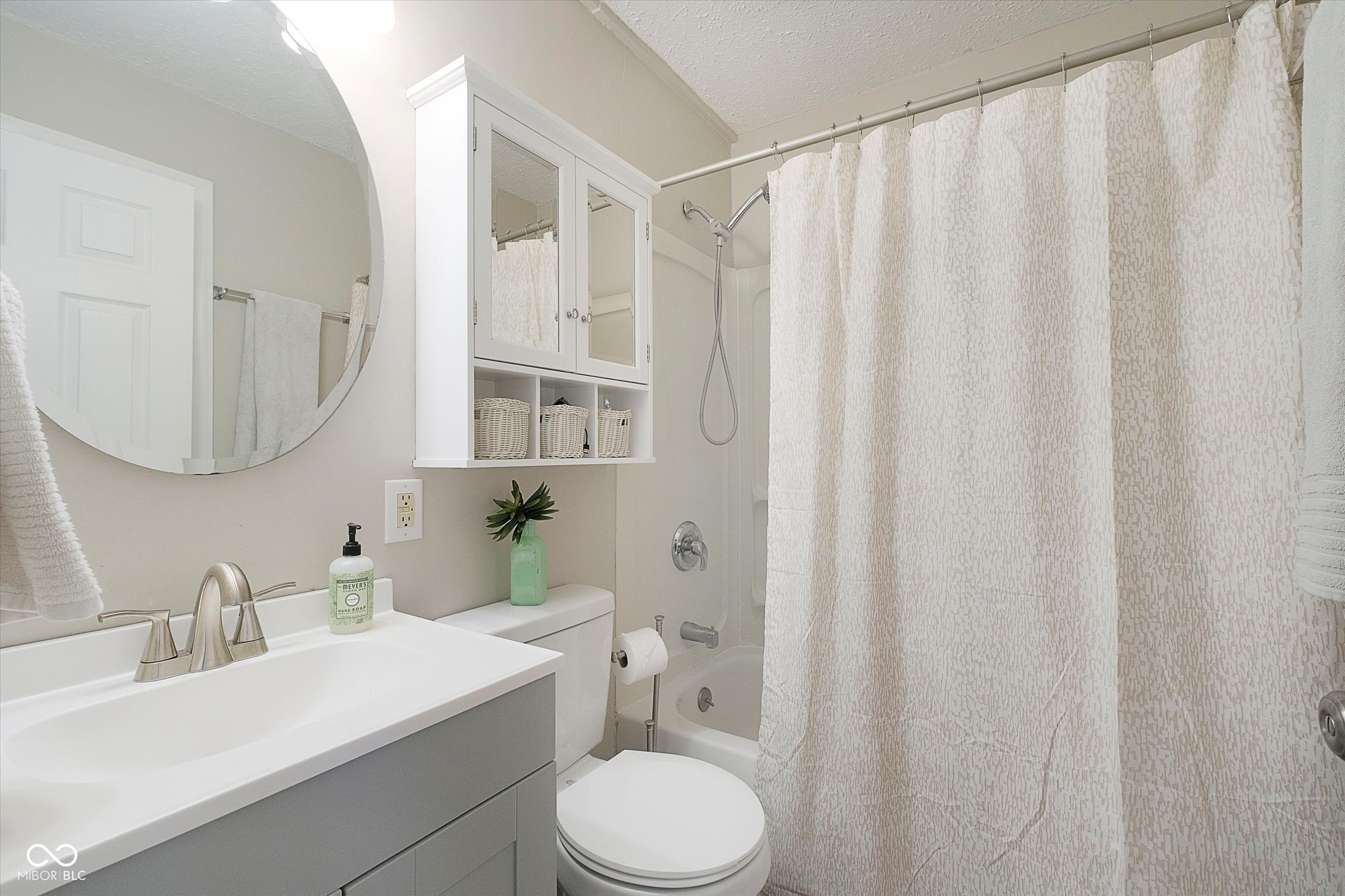 62 Bennett Road Carmel, IN 46032 - Photo 19 of 35