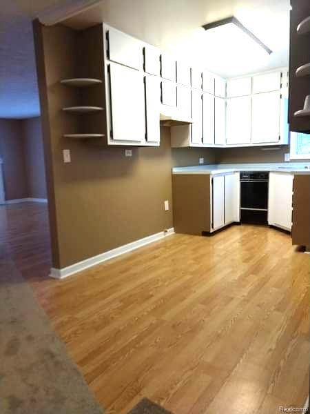 2507 Liter Road Lake Orion, MI 48359 - Photo 36 of 65 Gallery Image 36
