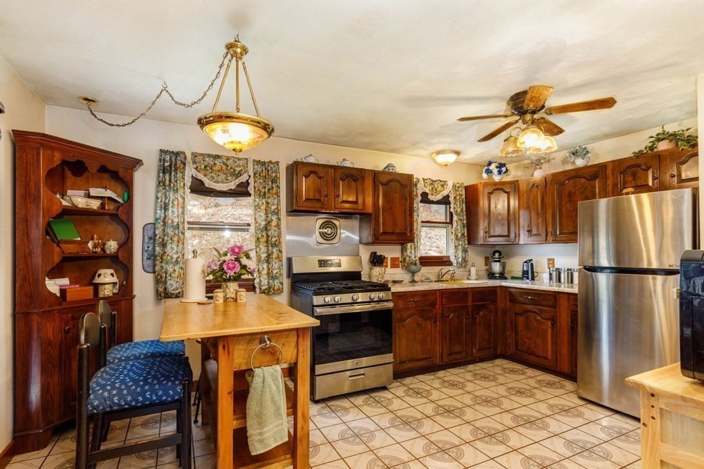 70 Ward Hill Road Phillipston, MA 01331 - Photo 4 of 20 Gallery Image 4