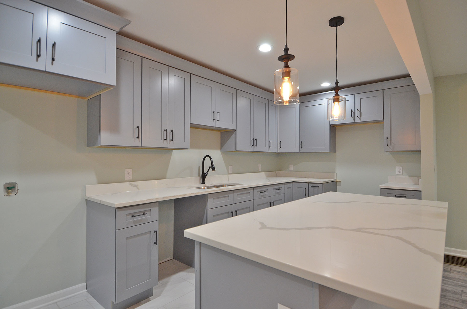 1752 Guion Street Ottawa, IL 61350 - Photo 7 of 30