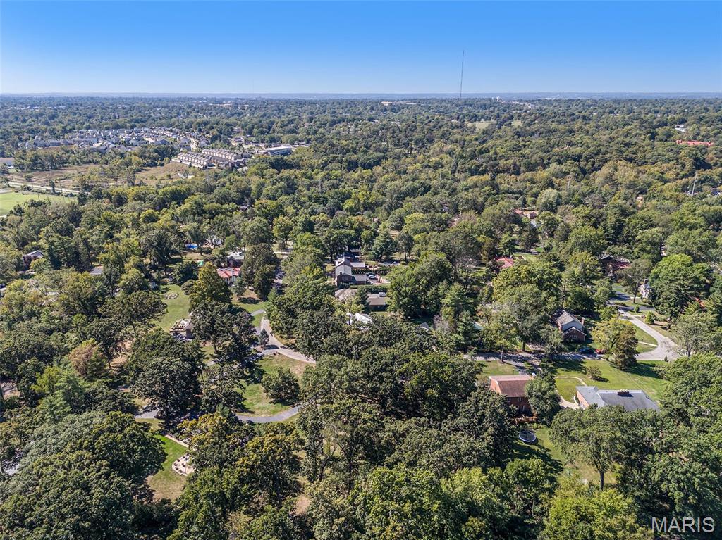 7369 Whitehaven Drive St. Louis, MO 63123 - Photo 42 of 45