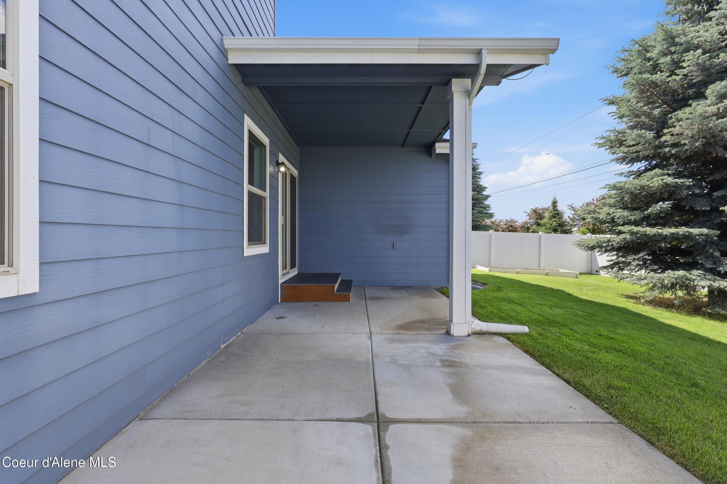 6643 North Gavin Loop Coeur D'Alene, ID 83815 - Photo 26 of 30 Back Patio