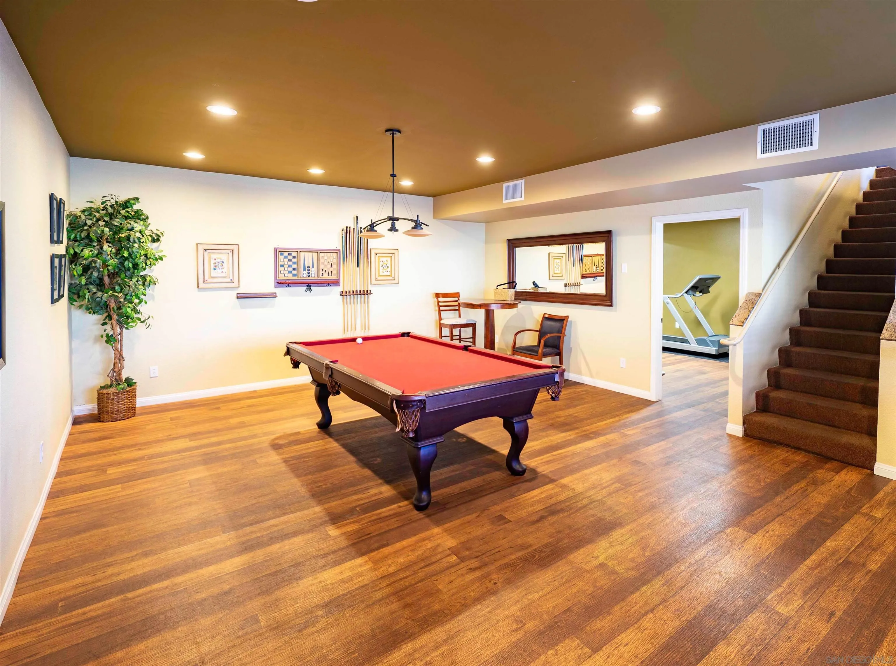 495 San Pasqual Valley Road, Unit 142 Escondido, CA 92027 - Photo 16 of 20 Community Center