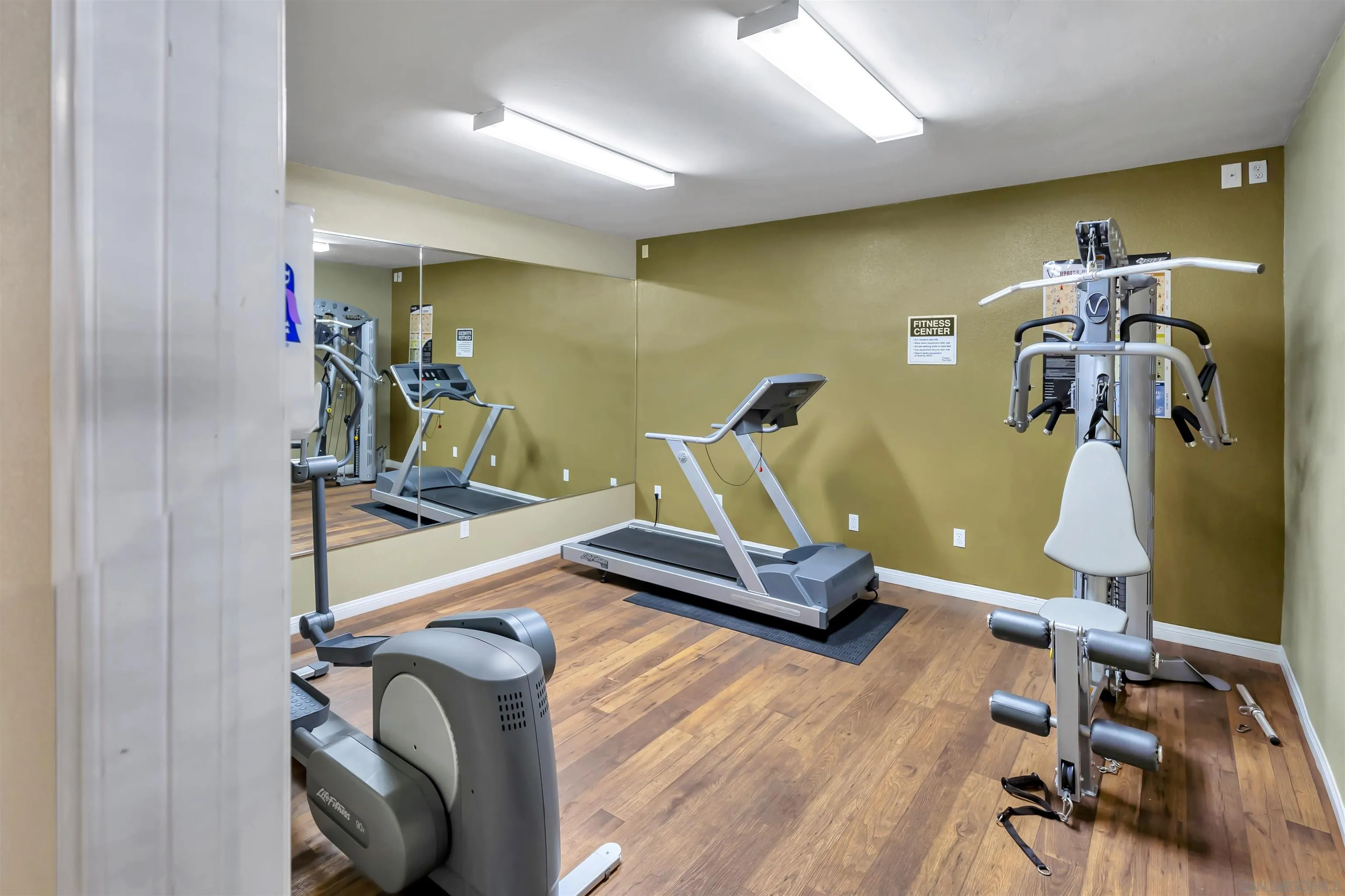 495 San Pasqual Valley Road, Unit 142 Escondido, CA 92027 - Photo 19 of 20 Community Center