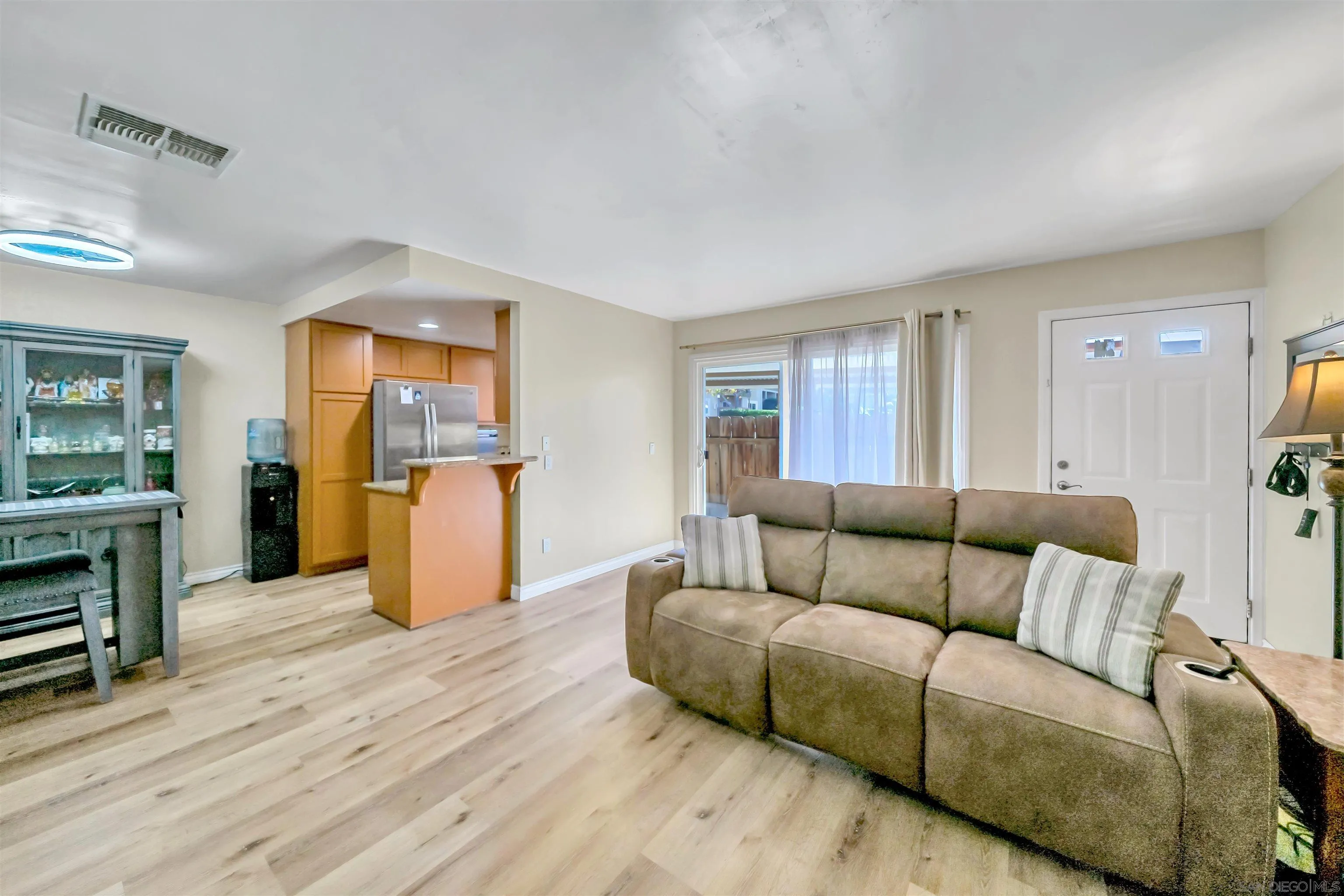 495 San Pasqual Valley Road, Unit 142 Escondido, CA 92027 - Photo 4 of 20