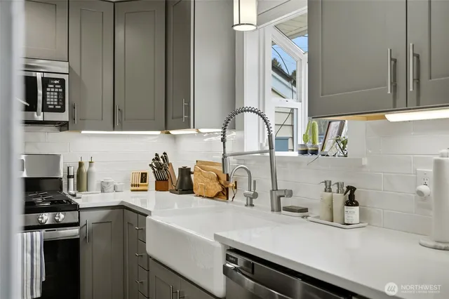 $799,000 | 11815 20th Avenue Southwest, Burien, WA 98146