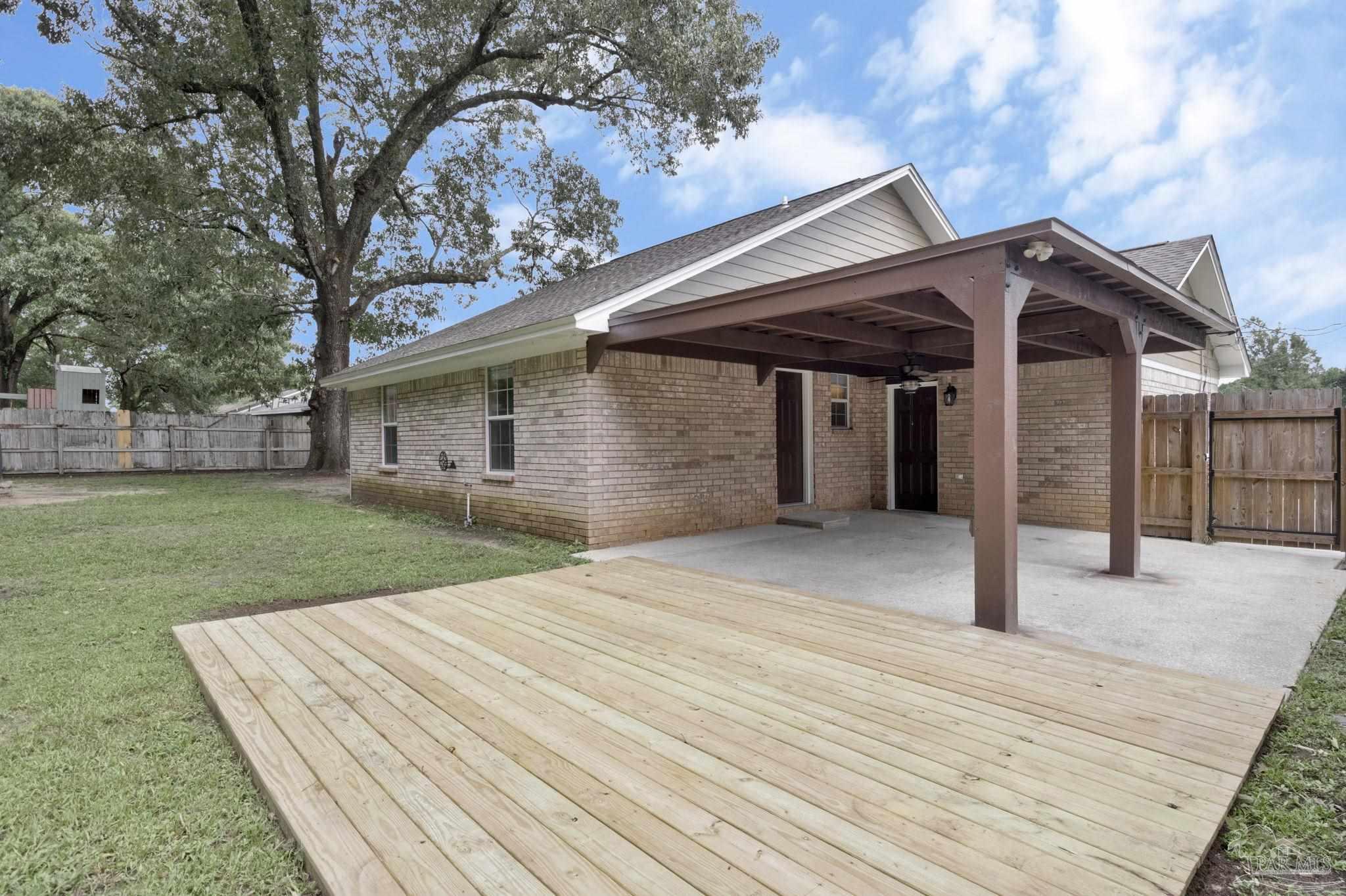 4412 Chantilly Way Milton, FL 32583 - Photo 19 of 63
