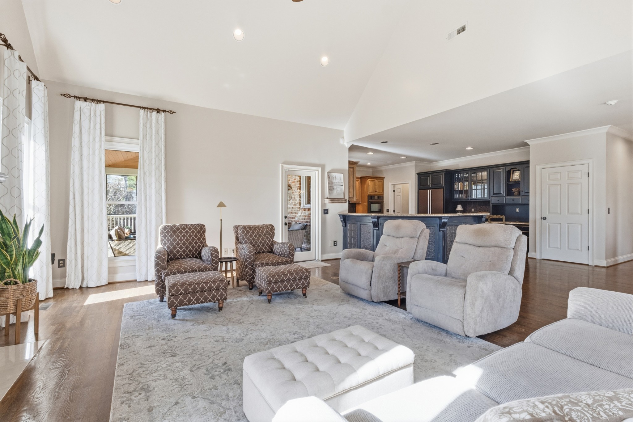 201 Lake Ridge Court Franklin, TN 37069 - Photo 11 of 60