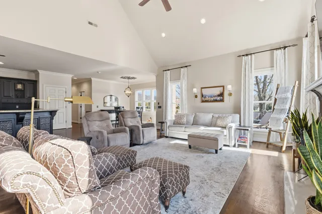 $1,999,999 | 201 Lake Ridge Court, Franklin, TN 37069