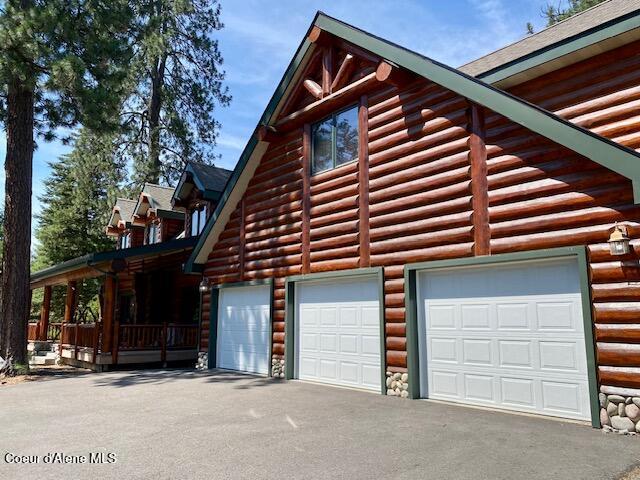 19257 North Ella Road Rathdrum, ID 83858 - Photo 19 of 21 Garage