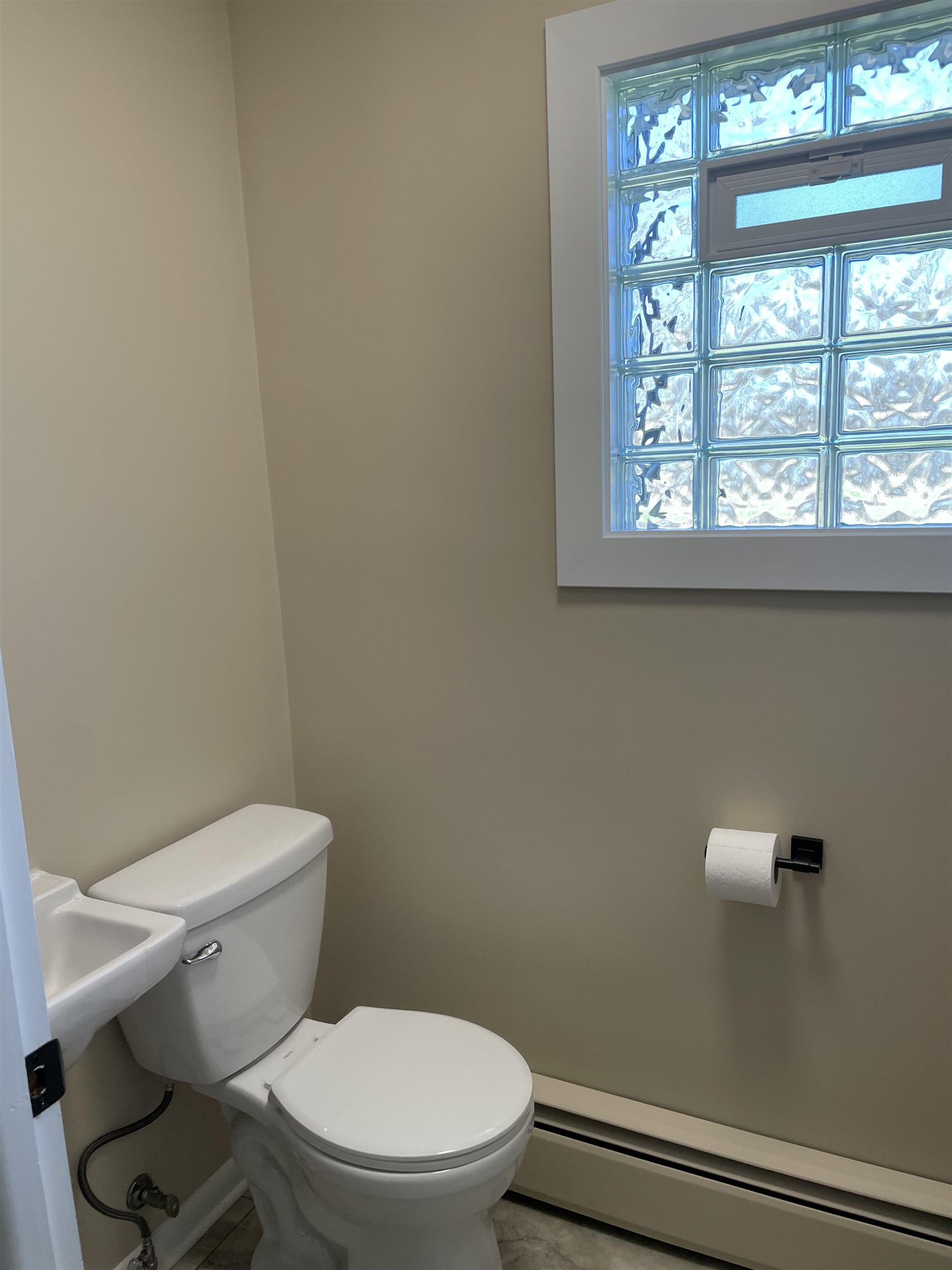 2385 Baldwin Road Fenton, MI 48430 - Photo 14 of 26 Half Bath