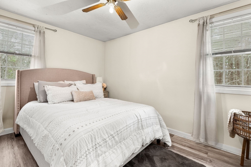 7 Helen Street Wareham, MA 02576 - Photo 15 of 31