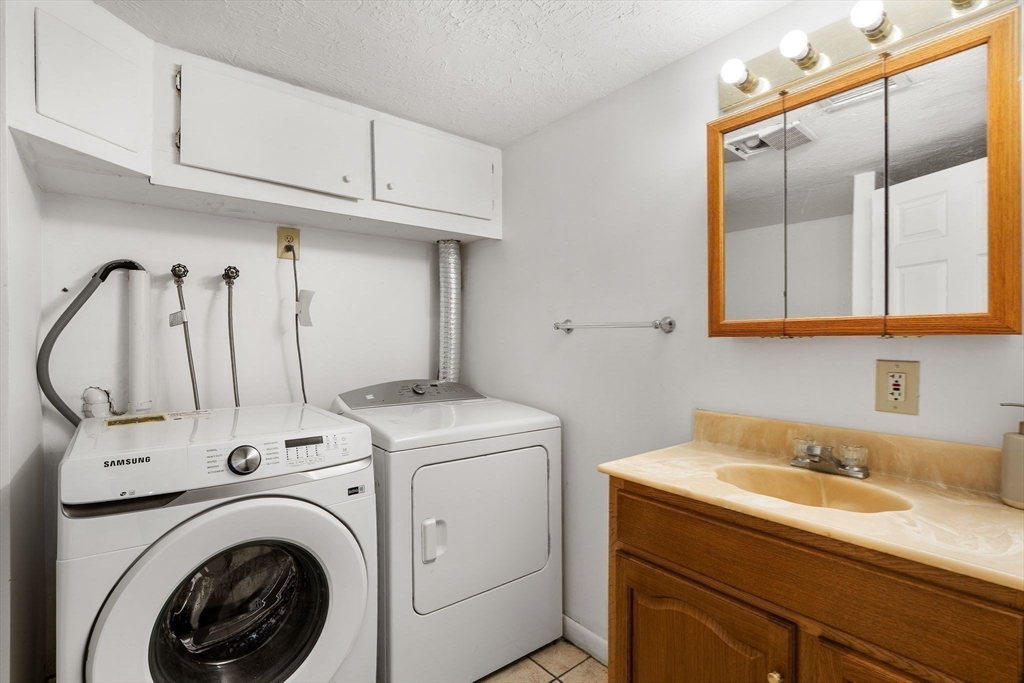 7 Helen Street Wareham, MA 02576 - Photo 23 of 31