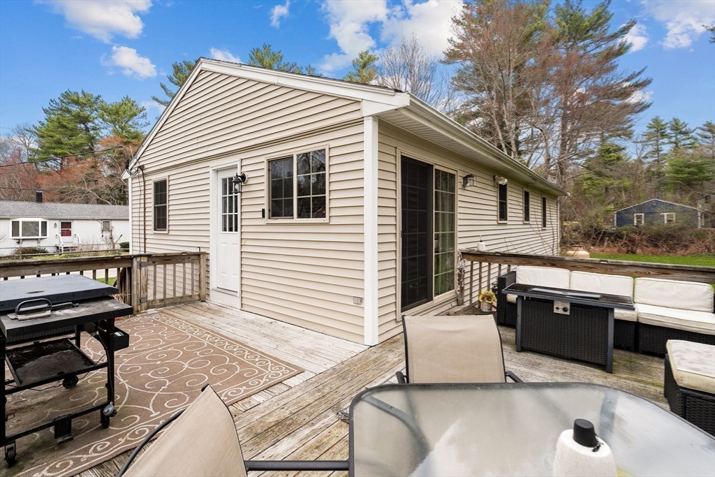 7 Helen Street Wareham, MA 02576 - Photo 27 of 31