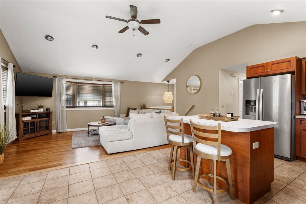 7 Helen Street Wareham, MA 02576 - Photo 9 of 31