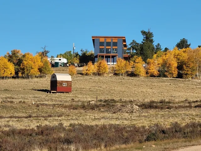 a view of a houses with outdoor space