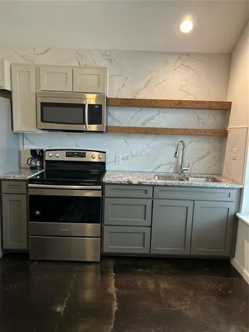 $130,000 | 200 West Riley Street, Bowie, TX 76230