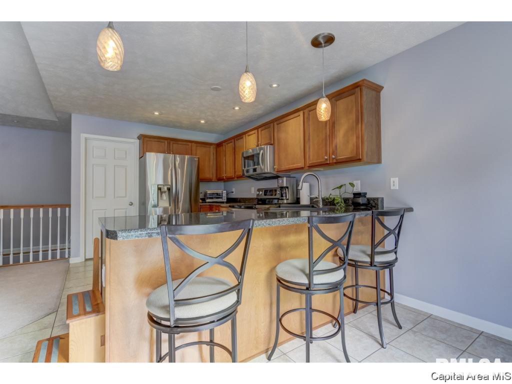 2916 Andy Road Springfield, IL 62702 - Photo 8 of 35