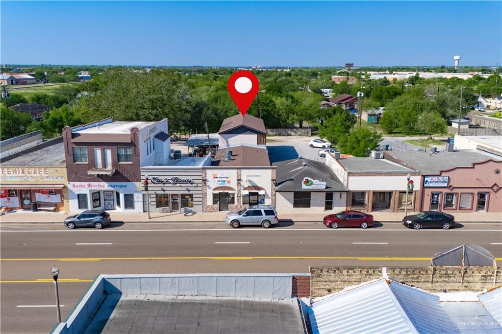 130 North Texas Avenue, Unit 4 Mercedes, TX 78570 - Photo 11 of 18 a view of city with tall buildings