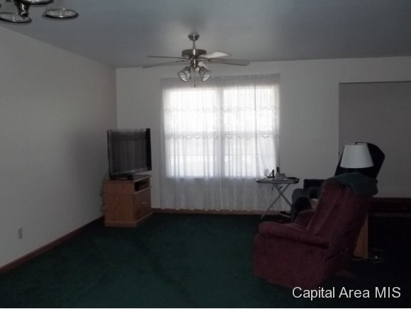 155 Genoa Drive Springfield, IL 62703 - Photo 3 of 9 Gallery Image 3