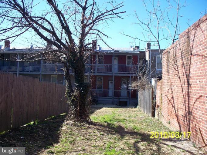 1278 Morse Street Northeast Washington, DC 20002 - Photo 5 of 5 Back yard
