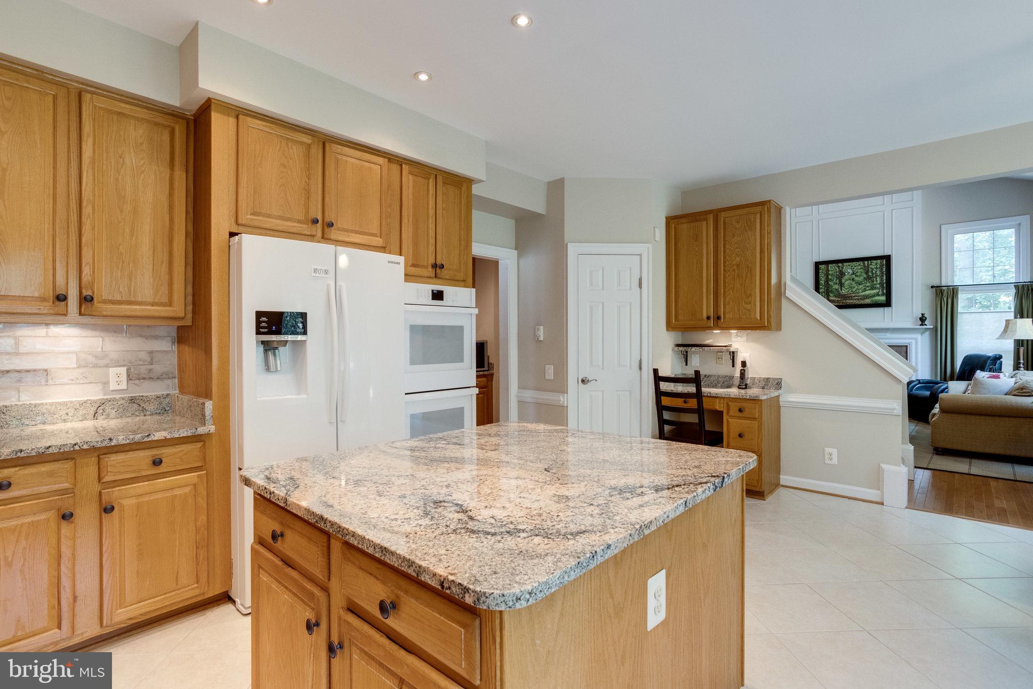 9706 Hidden Valley Road Vienna, VA 22181 - Photo 15 of 62