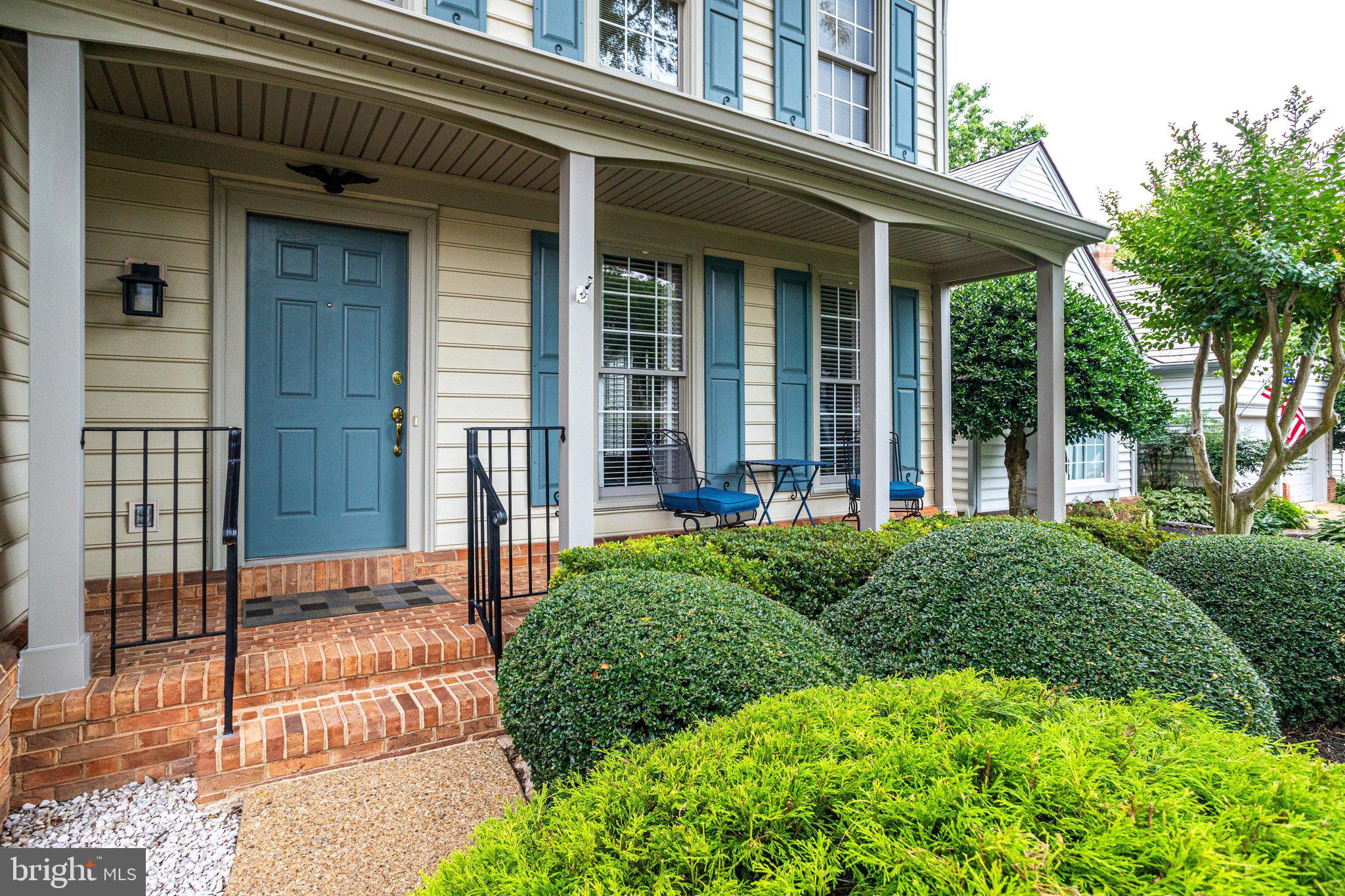 9706 Hidden Valley Road Vienna, VA 22181 - Photo 3 of 62