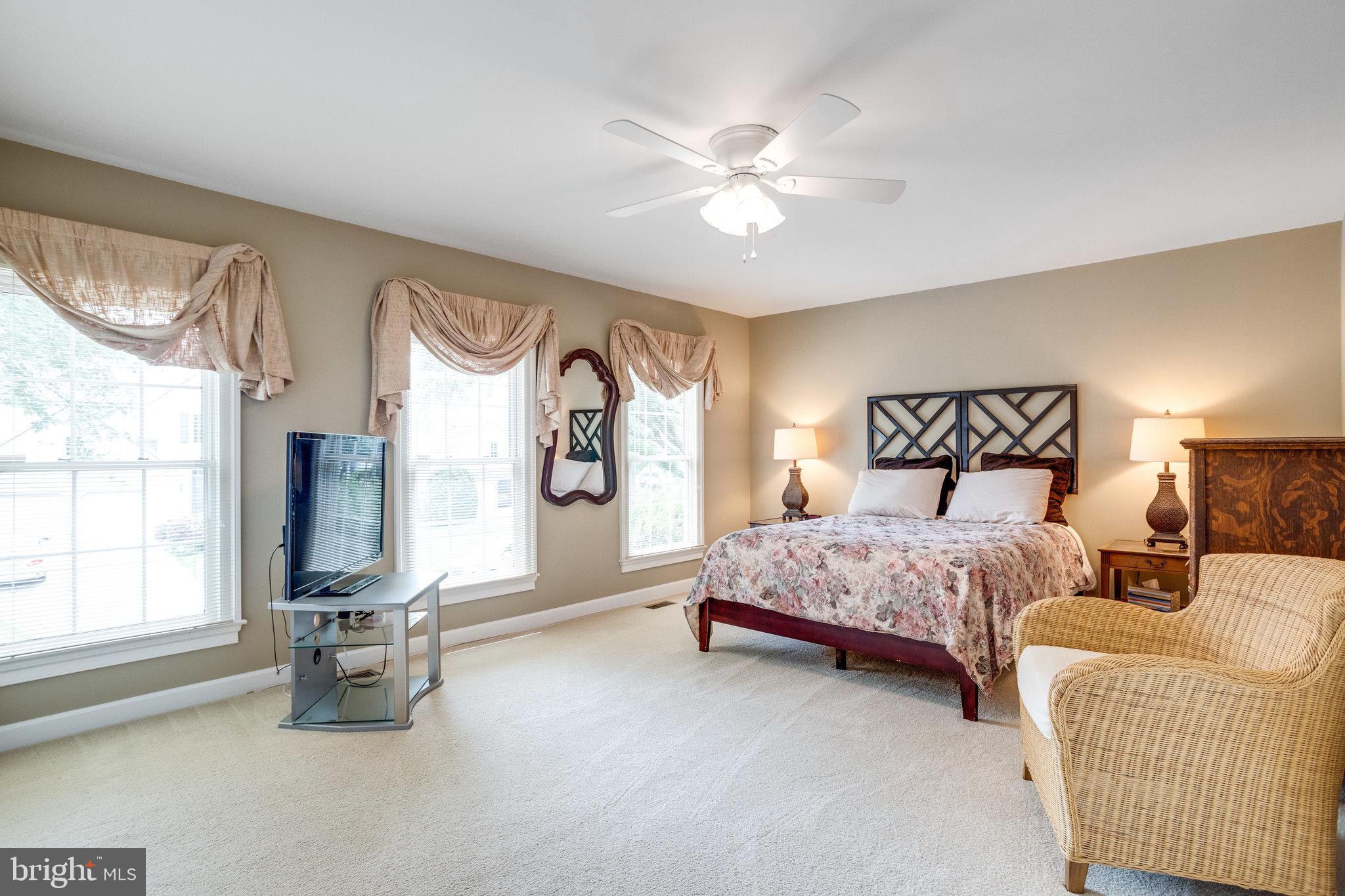 9706 Hidden Valley Road Vienna, VA 22181 - Photo 38 of 62 Bedroom #3