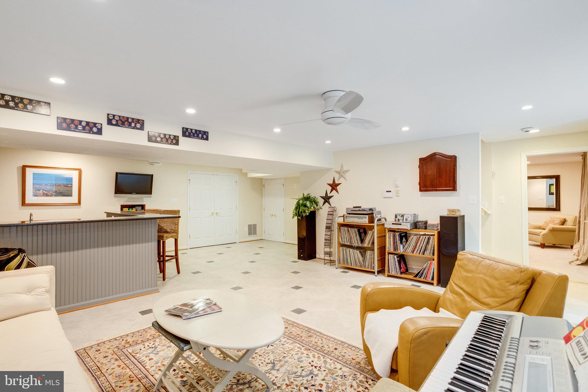 9706 Hidden Valley Road Vienna, VA 22181 - Photo 45 of 62