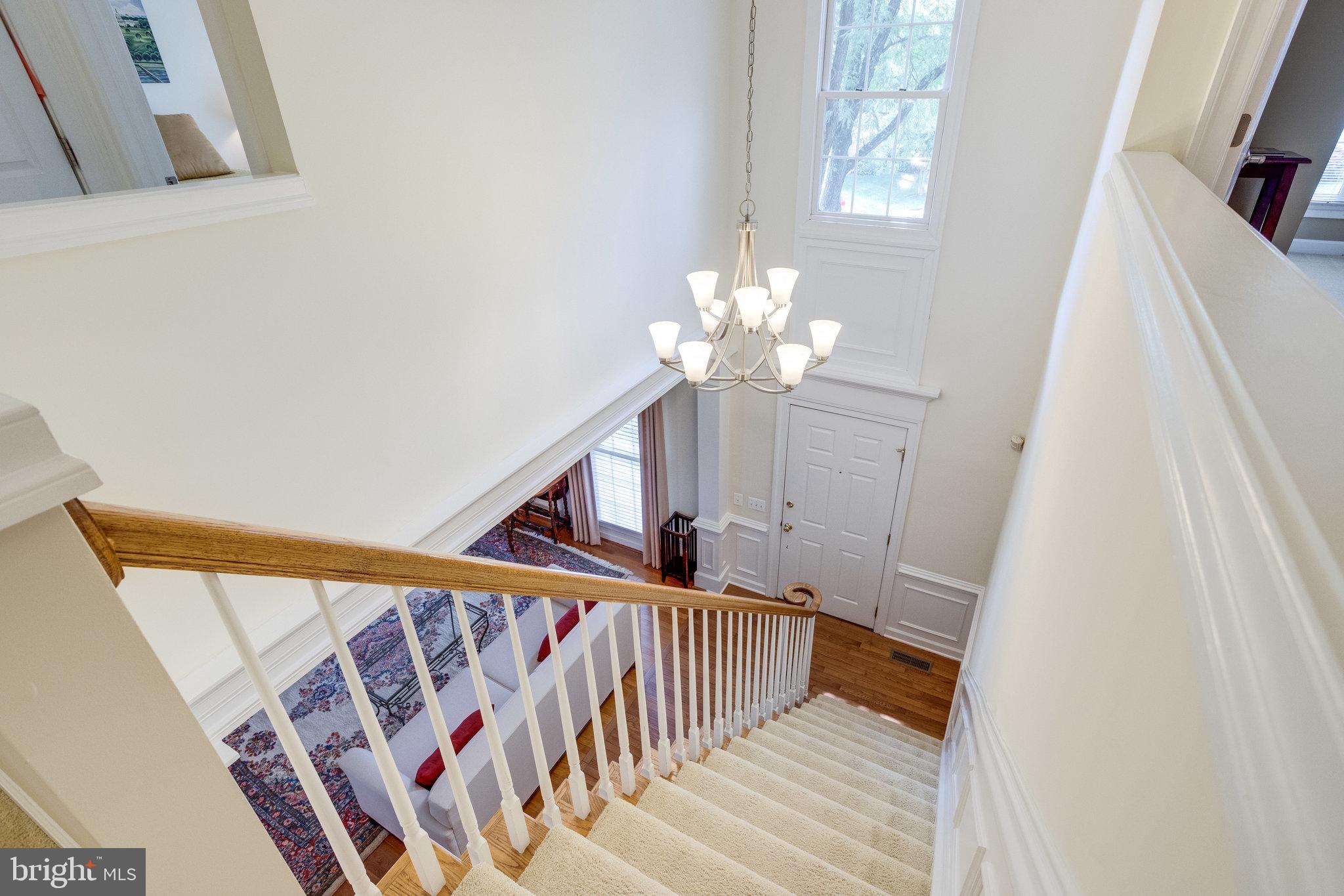 9706 Hidden Valley Road Vienna, VA 22181 - Photo 6 of 62