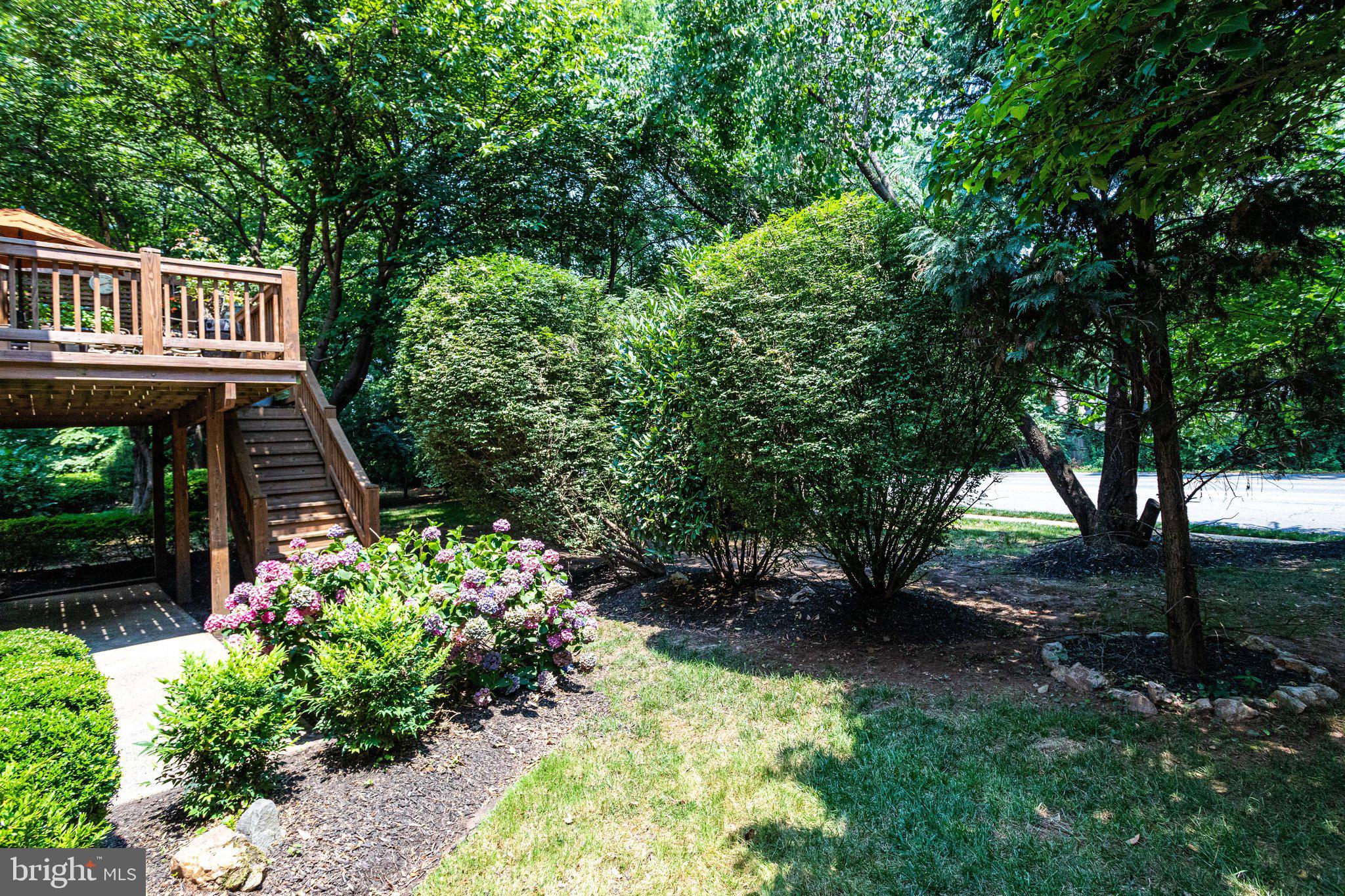 9706 Hidden Valley Road Vienna, VA 22181 - Photo 60 of 62