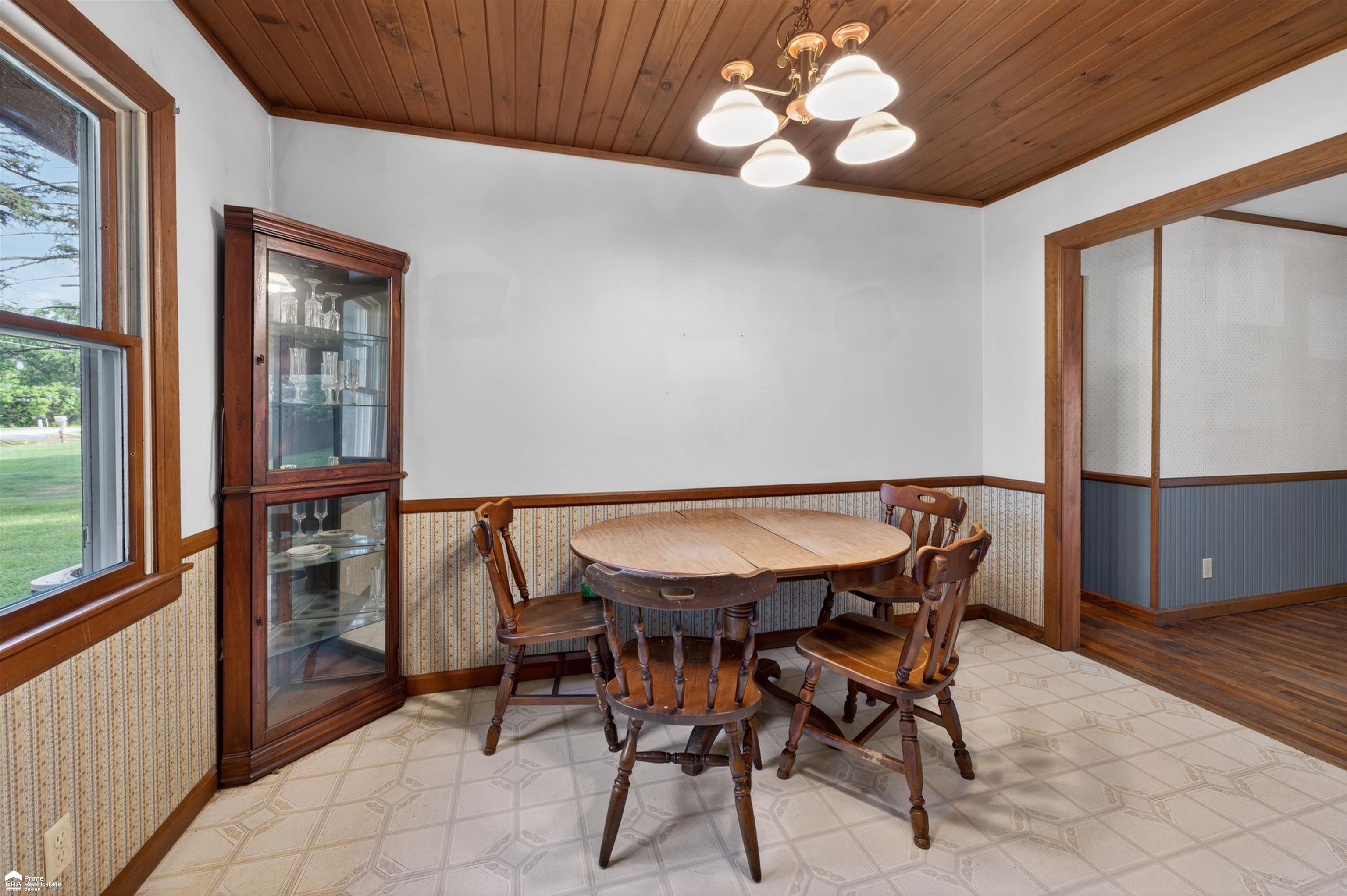 1444 South Genesee Road Burton, MI 48509 - Photo 13 of 64