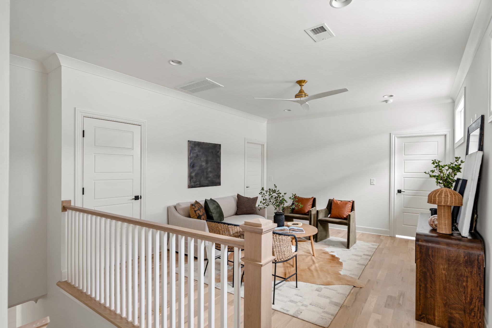 1037 Mitchell Road, Unit B Nashville, TN 37206 - Photo 25 of 51 a living room with furniture