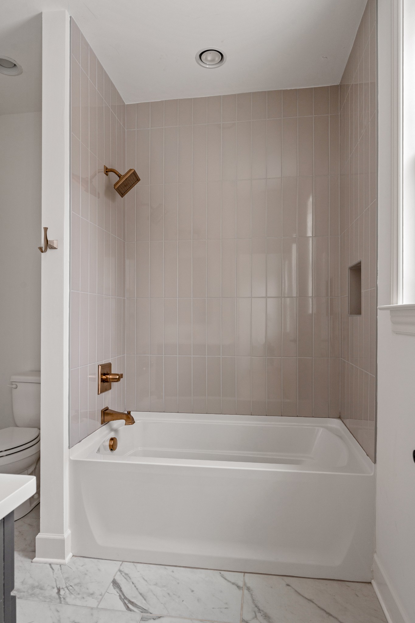 1037 Mitchell Road, Unit B Nashville, TN 37206 - Photo 33 of 50 a bathroom with a bathtub and a shower