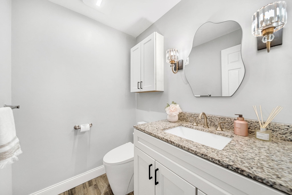 33 Old Farm Road Reading, MA 01867 - Photo 13 of 30