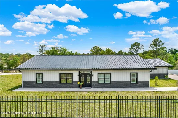 $685,000 | 34370 Richardson Boulevard, Webster, FL 33597