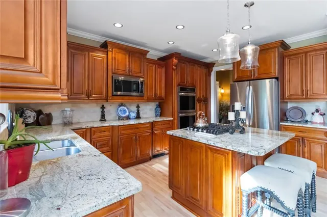 $1,050,000 | 3243 Chipping Wood Court, Milton, GA 30004