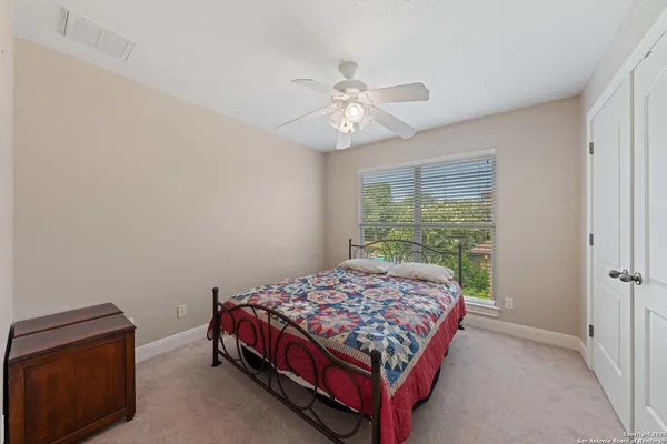 $950,000 | 30900 Wood Bine Way, Boerne, TX 78015