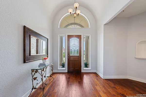 $950,000 | 30900 Wood Bine Way, Boerne, TX 78015