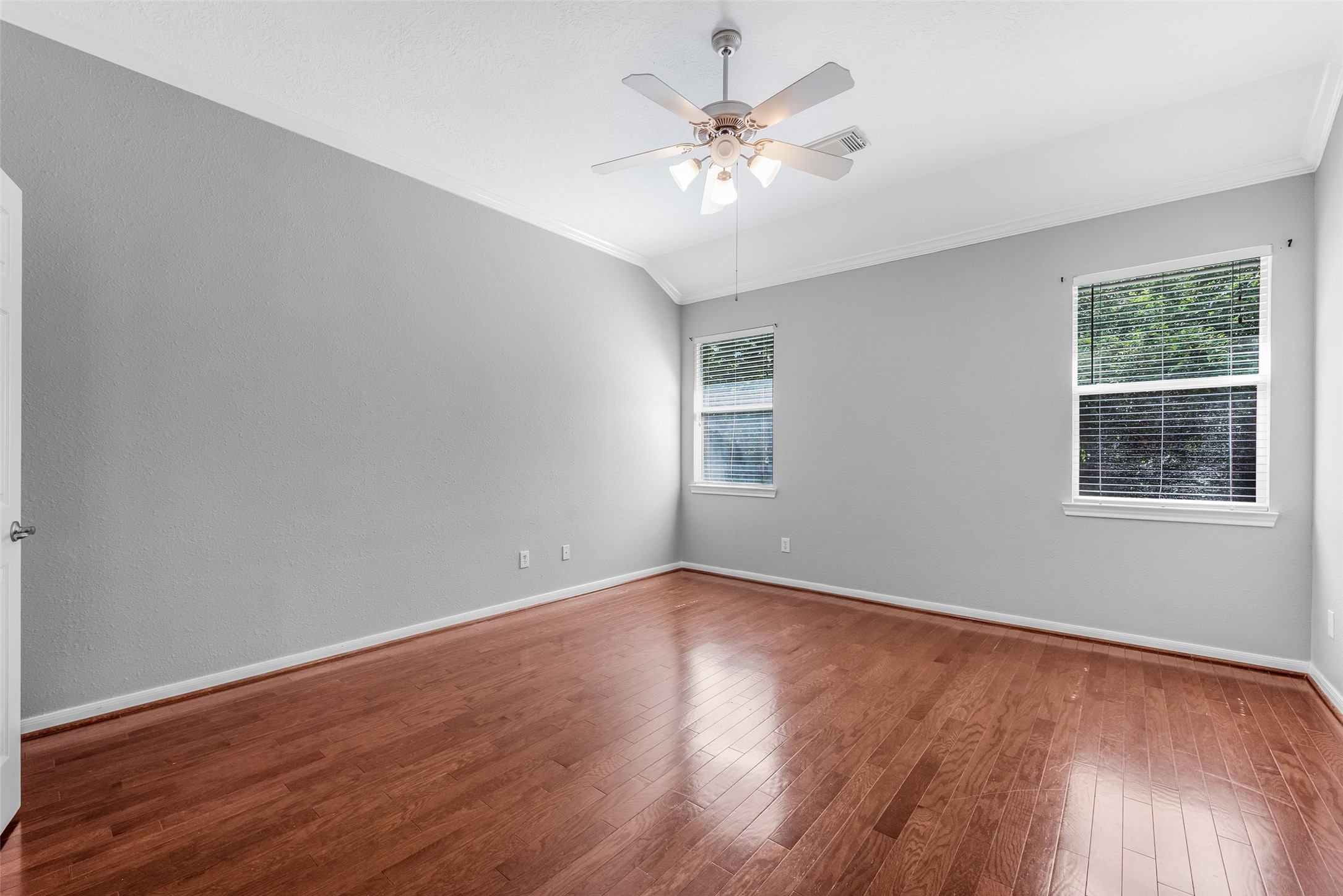 7 Ebony Oaks Place Spring, TX 77382 - Photo 22 of 37