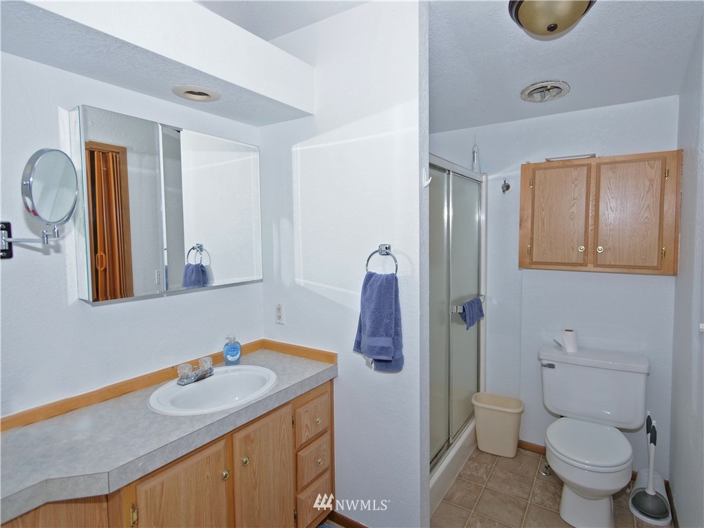 103 Sunnyhill Road West Bremerton, WA 98312 - Photo 14 of 24 Gallery Image 14