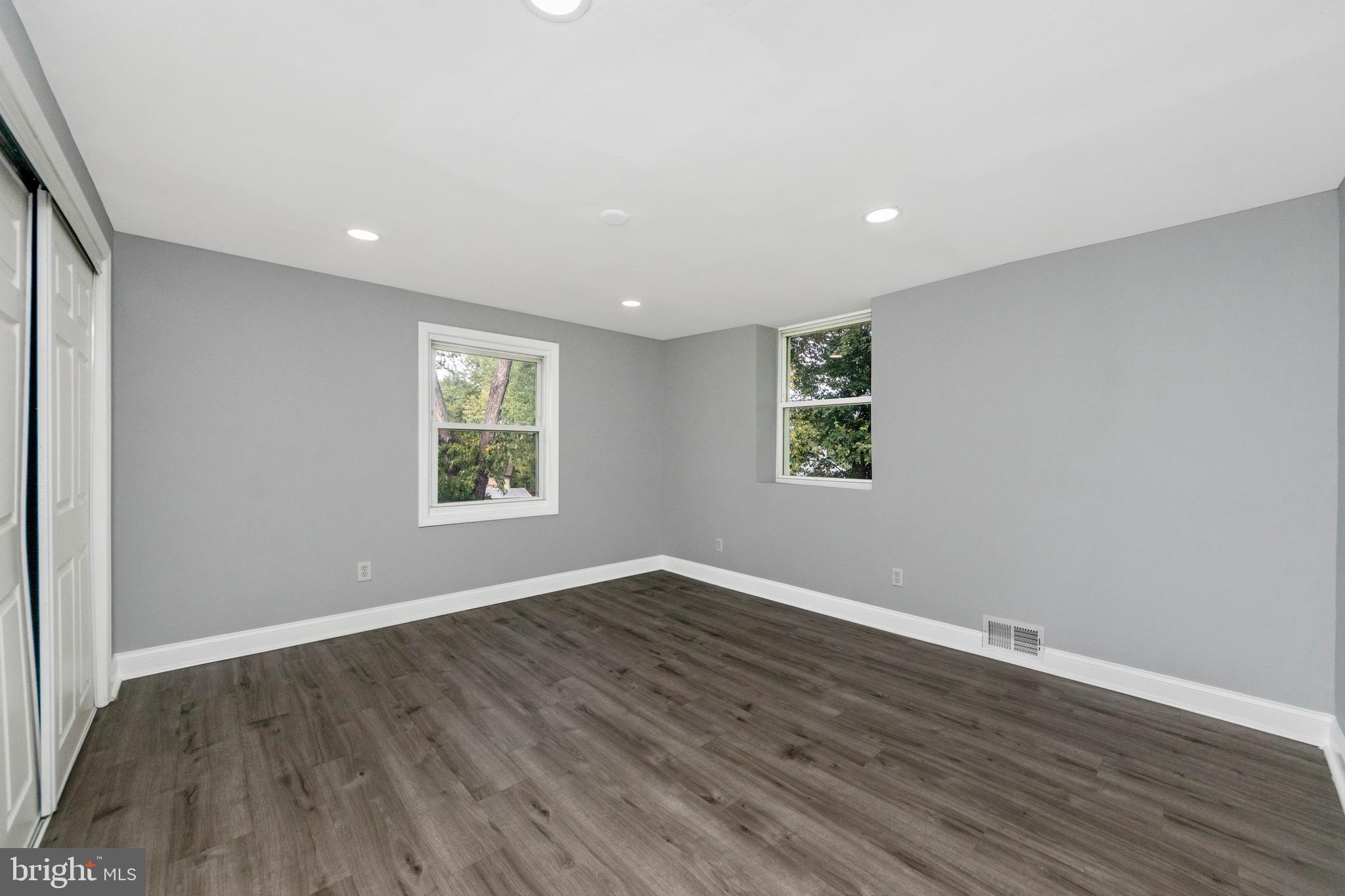 7702 Burnside Road Landover, MD 20785 - Photo 23 of 52