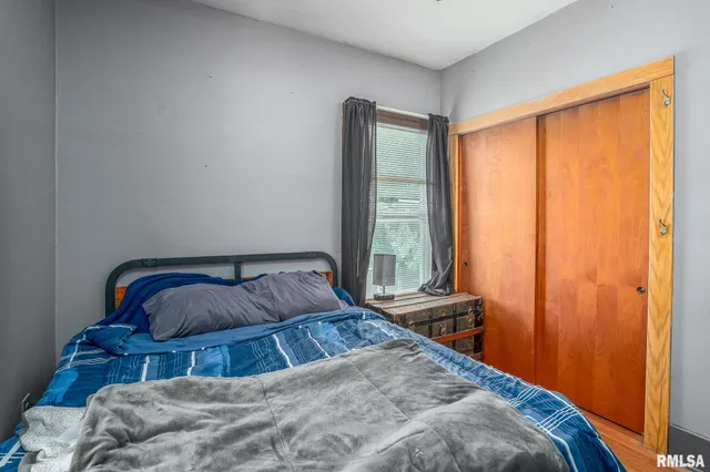 $114,900 | 407 1st Avenue, Albany, IL 61230